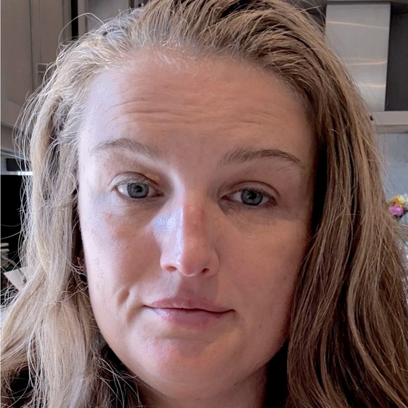 Meet your Posher, Victoria - Picture 1 of 1